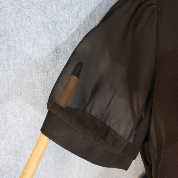 Black Taffy Blouse - Picture 3 of 10